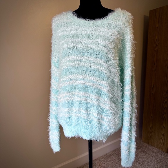 Apt. 9 Fuzzy Pullover Sweater, Mint/White, Size L - Picture 1 of 11